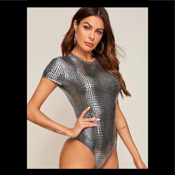 NWT! Metallic Crocodile Embossed Bodysuit sz XL - Picture 4 of 6